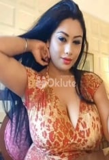 Independent Indian hot girl available for video call sex outcall and incall booking available