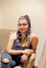 Independent Indian hot girl available for video call sex outcall and incall booking available