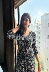 Independent Indian hot girl available for video call sex outcall and incall booking available