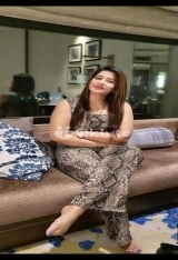 Independent Indian hot girl available for video call sex outcall and incall booking available