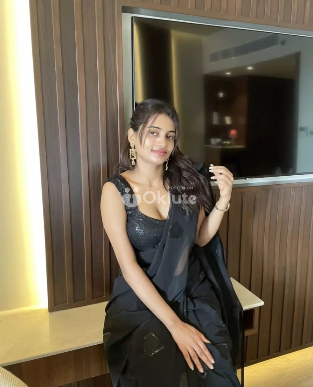 Bhiwandi  (Alisha)  LOW-COST independent college girl High profile house wife service