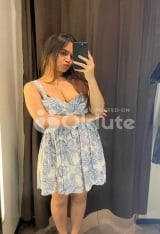 Independent Indian hot girl available for video call sex outcall and incall booking available