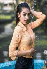 Independent Indian hot girl available for video call sex outcall and incall booking available