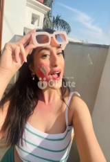 Independent Indian hot girl available for video call sex outcall and incall booking available