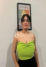 Independent Indian hot girl available for video call sex outcall and incall booking available