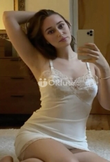 Independent Indian hot girl available for video call sex outcall and incall booking available