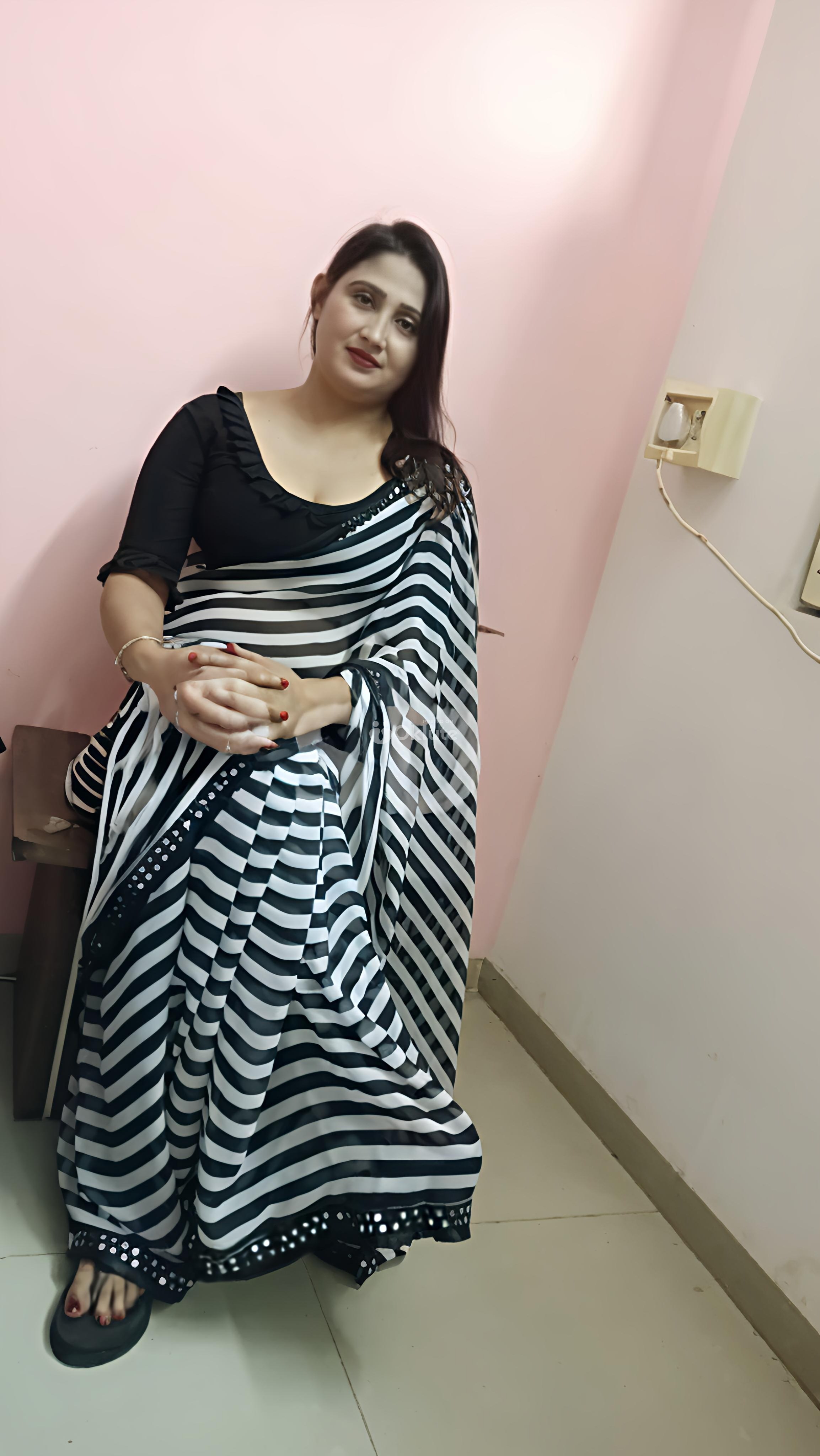 Ranchi  Anjali Pandey escort service call me  independent hot vip sexy model college