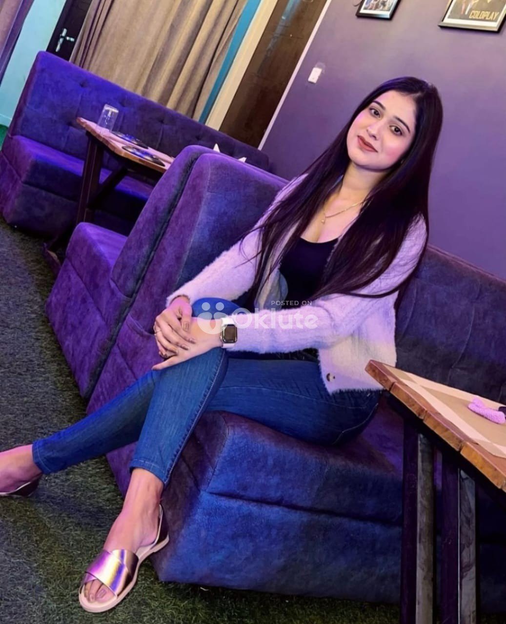 1 hour 2000 2hour 3000 3 hour 4000 full night 6000 Cash payment service available All mumbai