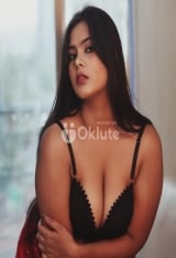Independent Indian hot girl available for video call sex outcall and incall booking available