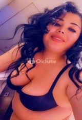 Independent Indian hot girl available for video call sex outcall and incall booking available