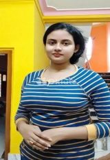 Independent Indian hot girl available for video call sex outcall and incall booking available