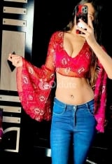 Independent Indian hot girl available for video call sex outcall and incall booking available