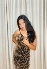 Independent Indian hot girl available for video call sex outcall and incall booking available