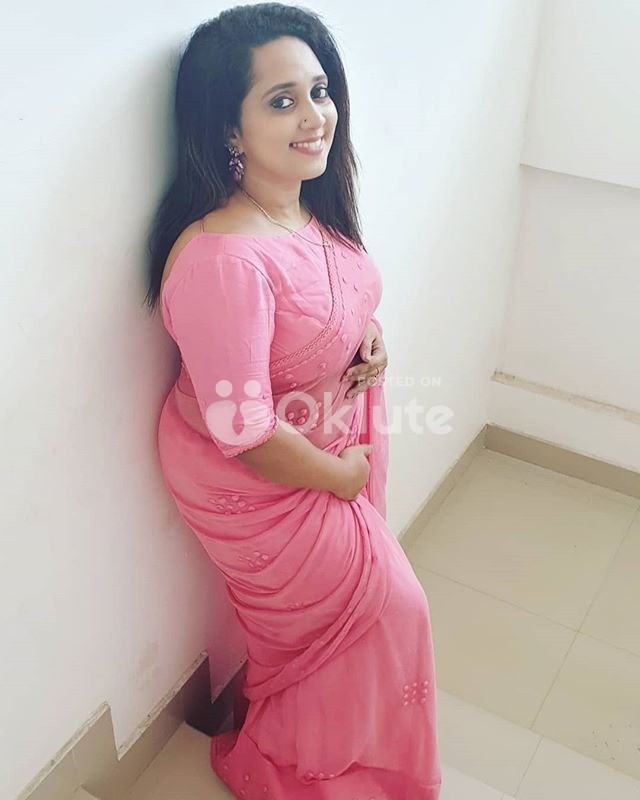 Komal call girl service