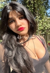 Independent Indian hot girl available for video call sex outcall and incall booking available