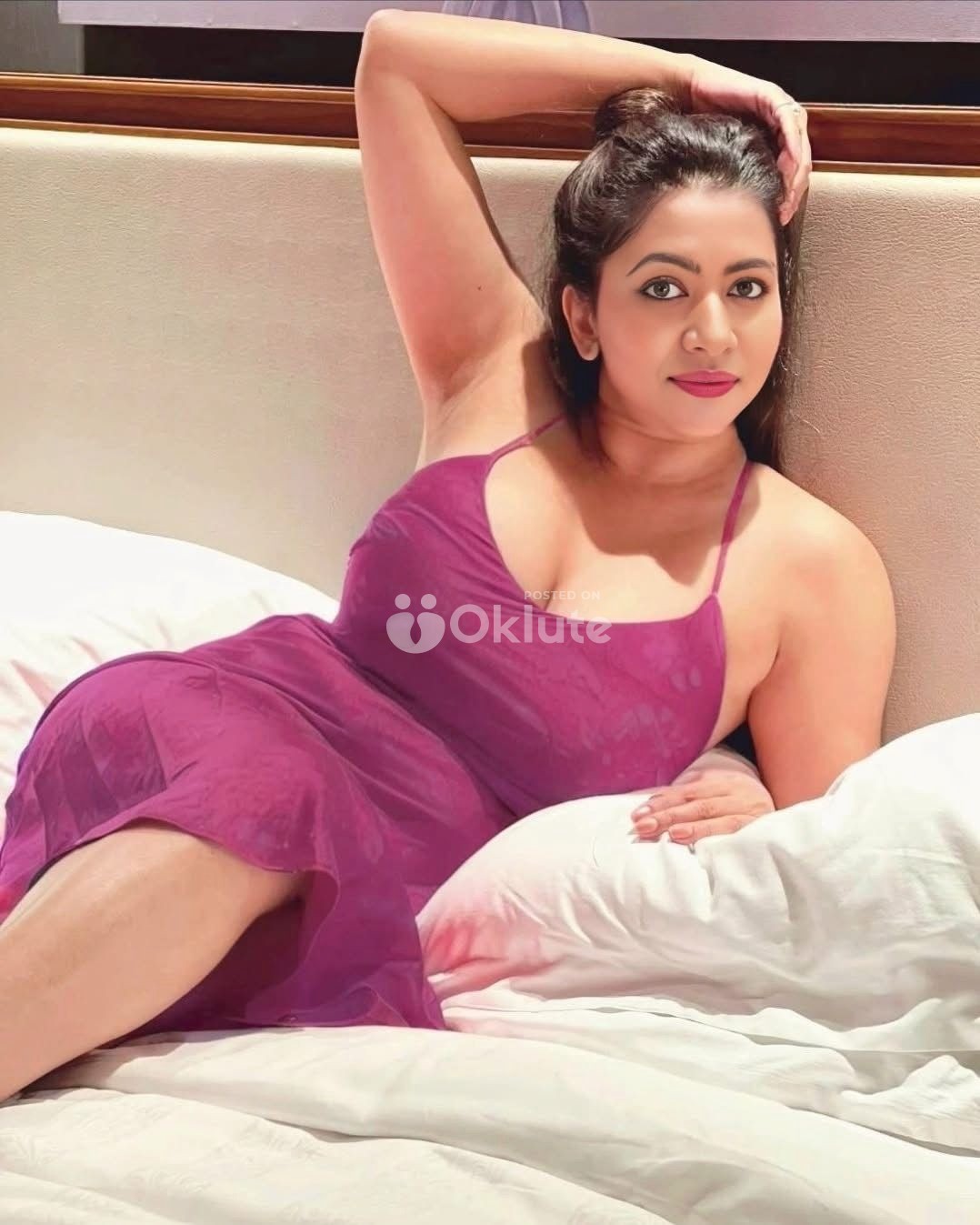 Varanasi VIP girls high profile low price models college girls bhabhi aunty available
