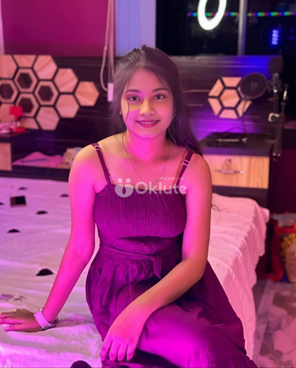 Patna NehaLow price 100% genuine call girlssafe secure 24 hours available college girl  
