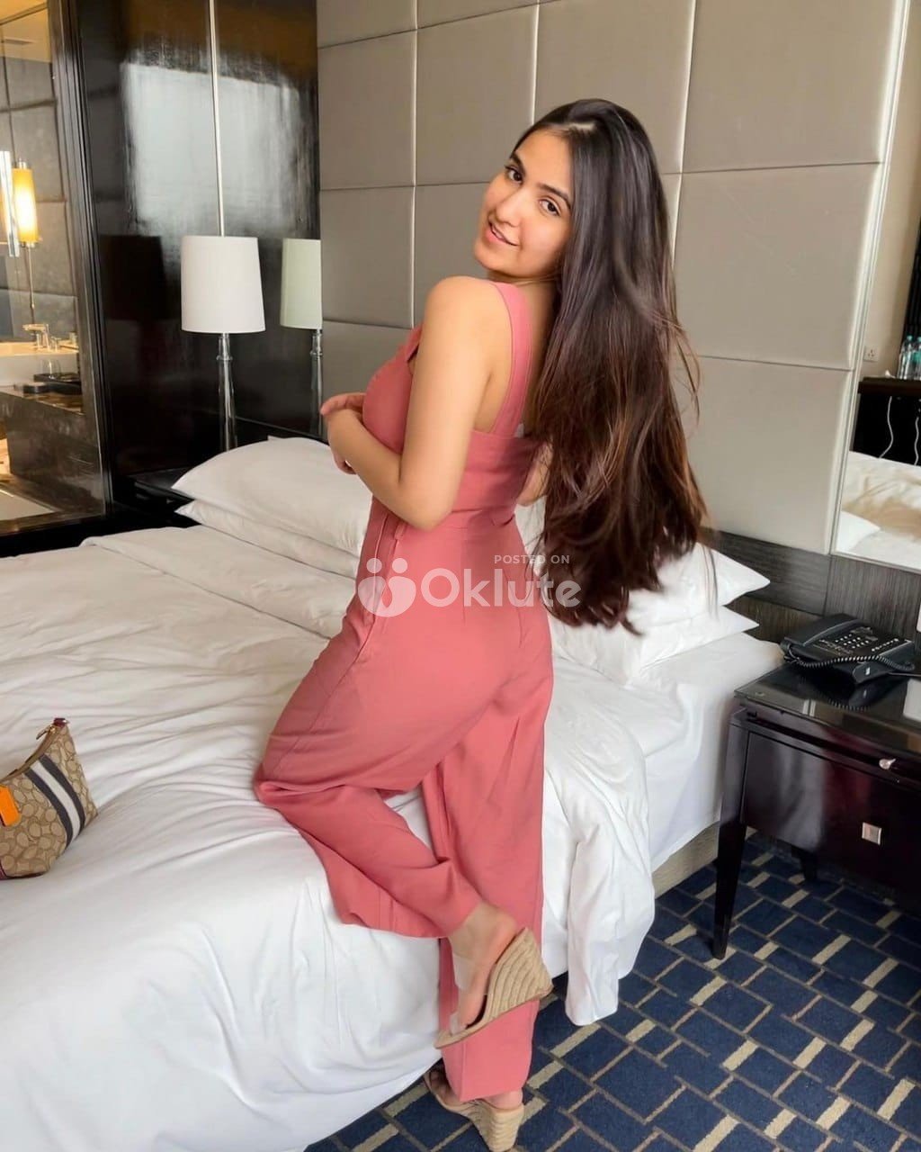 Gurgaon escorts call girls low price high quality Sex with massage available