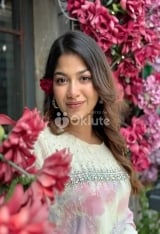 Independent Indian hot girl available for video call sex outcall and incall booking available